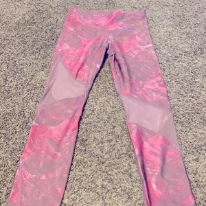 unde Armour leggings pink purple womens med